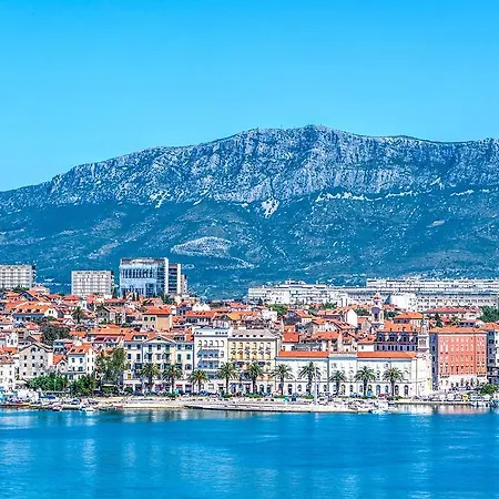For 5 Persons In Split, Sea View, Wifi Split