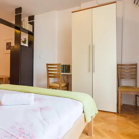 For 5 Persons In Split, Sea View, Wifi Apartamento