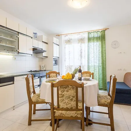 Apartamento For 5 Persons In Split, Sea View, Wifi *